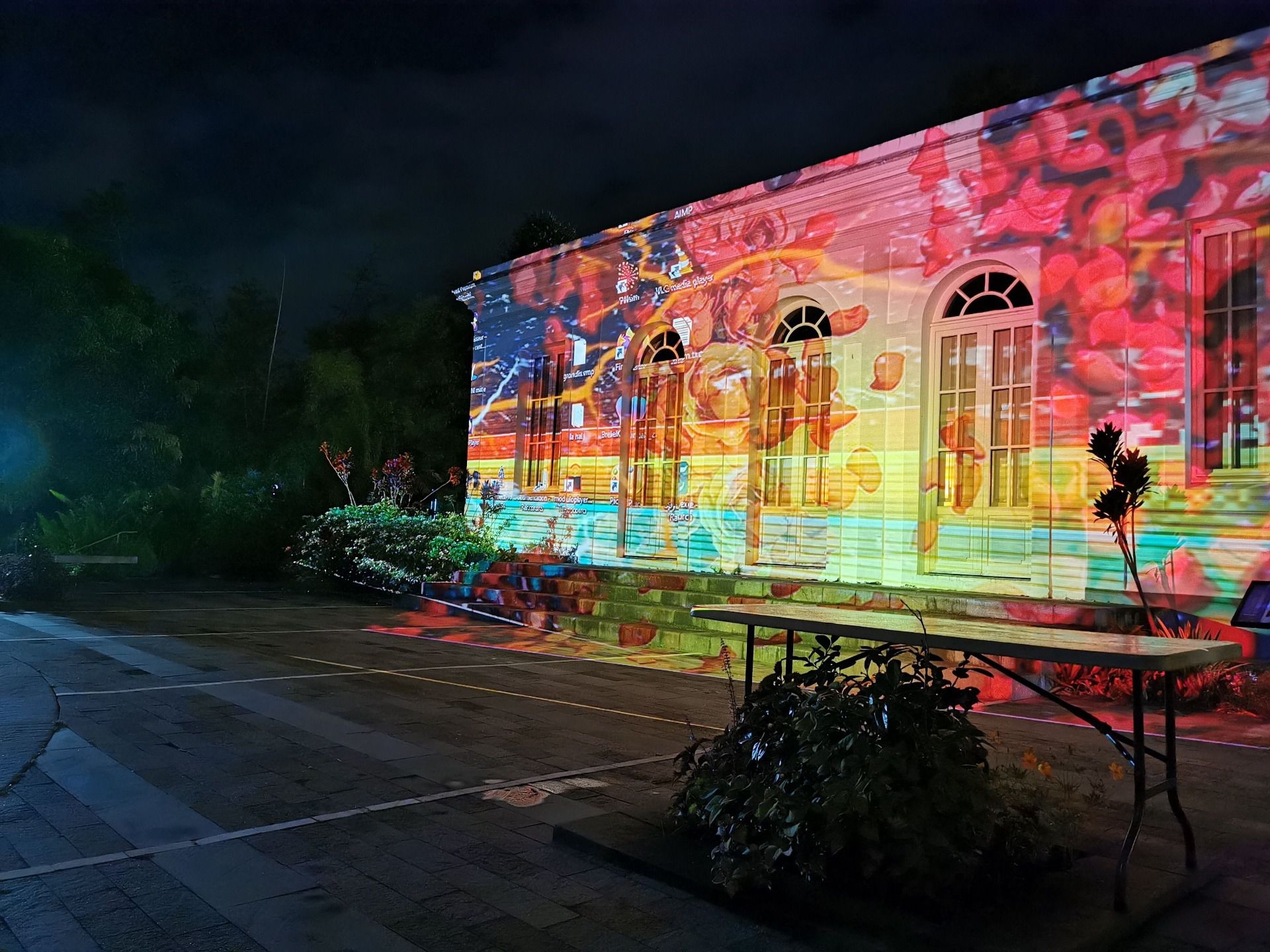 ecran-live-captation-location-saint-pierre-led-reunion-concert-diffusion
