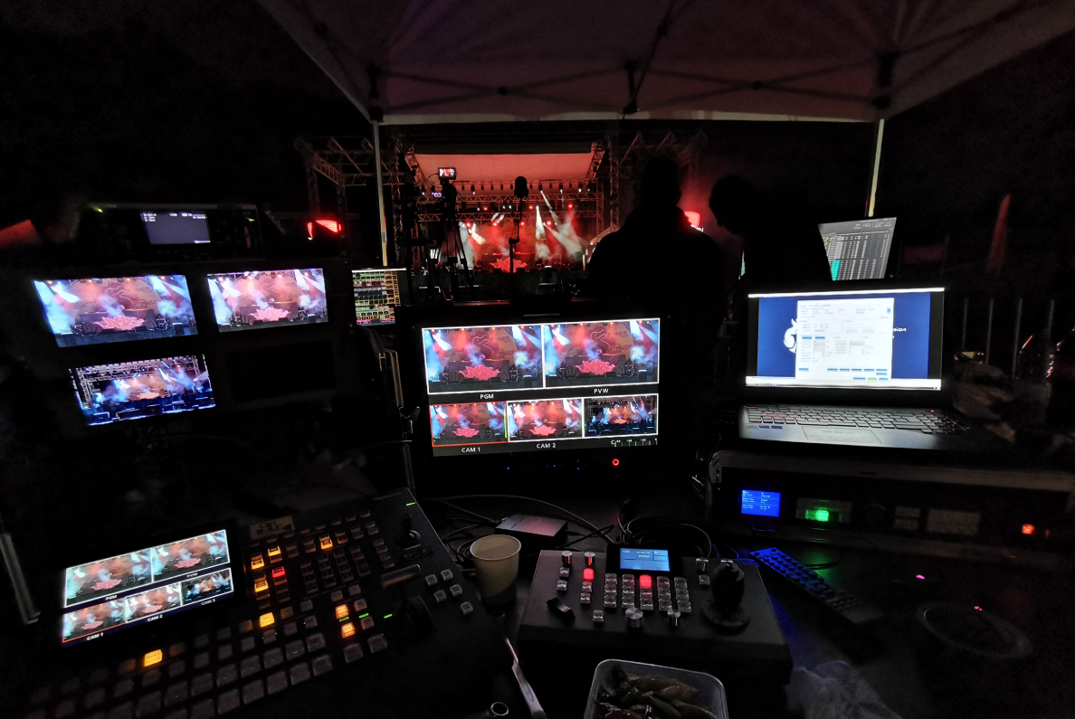 livestreaming-reunion-concert-ecran-regie